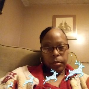 Meet your Posher, Regina